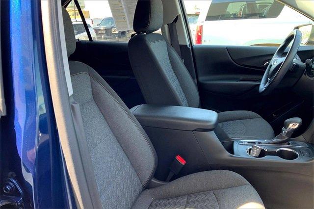 2022 Chevrolet Equinox Vehicle Photo in TOPEKA, KS 66609-0000