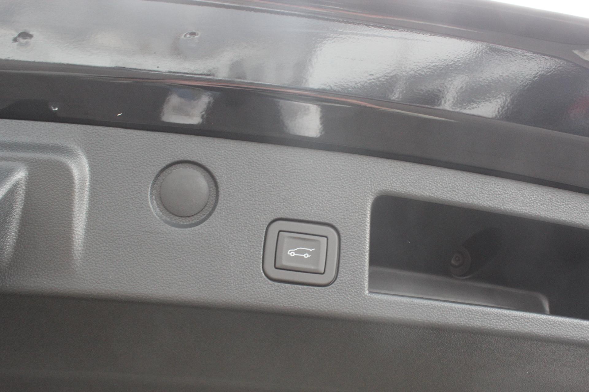 2026 GMC Terrain Vehicle Photo in AURORA, CO 80012-4011