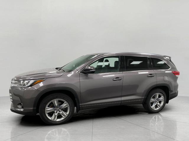 2017 Toyota Highlander Vehicle Photo in Appleton, WI 54913