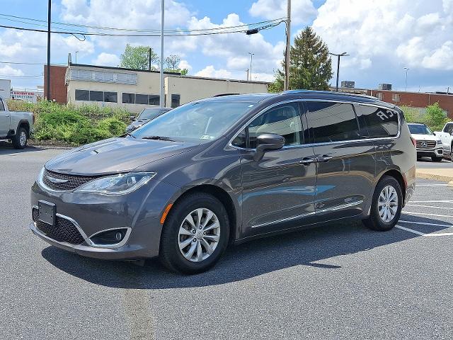 2019 Chrysler Pacifica Vehicle Photo in HARRISBURG, PA 17111-1033