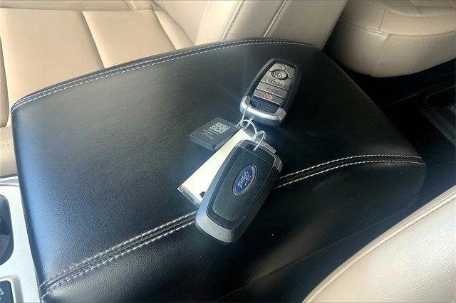 2021 Ford Explorer Vehicle Photo in TOPEKA, KS 66609-0000