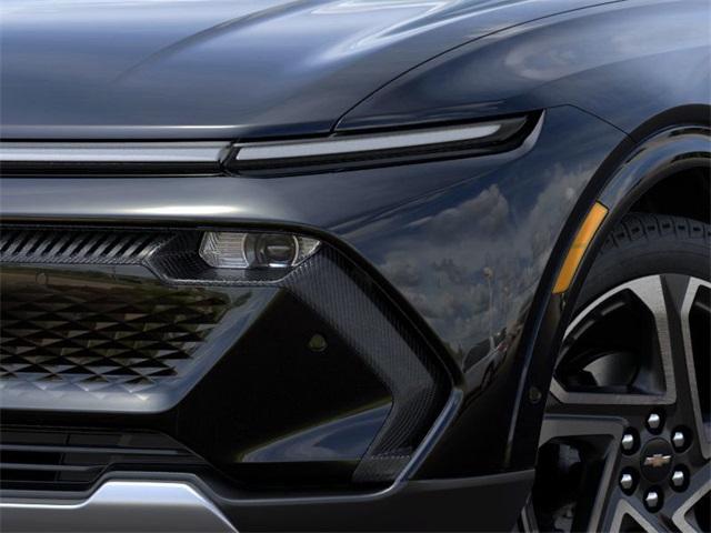 2025 Chevrolet Equinox EV Vehicle Photo in ENGLEWOOD, CO 80113-6708