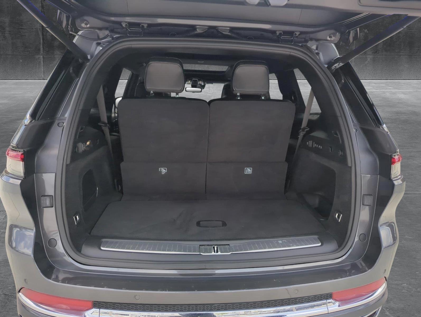 2021 Jeep Grand Cherokee L Vehicle Photo in Pembroke Pines, FL 33027