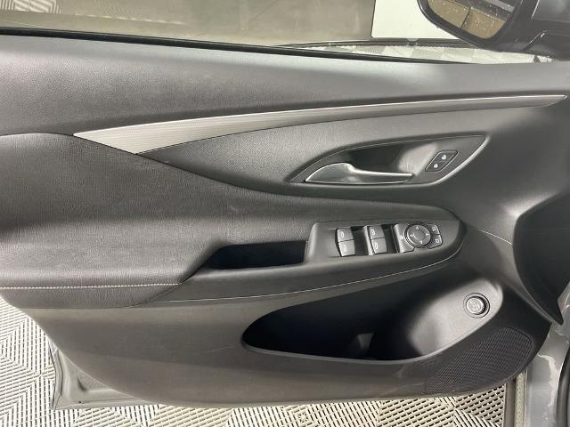 2025 Buick Envista Vehicle Photo in GILBERT, AZ 85297-0402