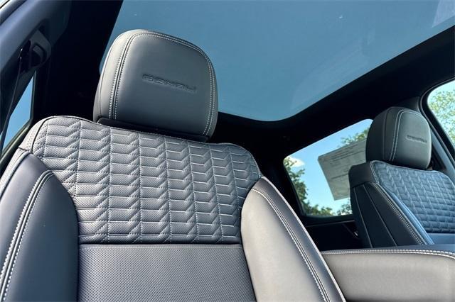 2025 GMC Sierra EV Vehicle Photo in ELK GROVE, CA 95757-8703