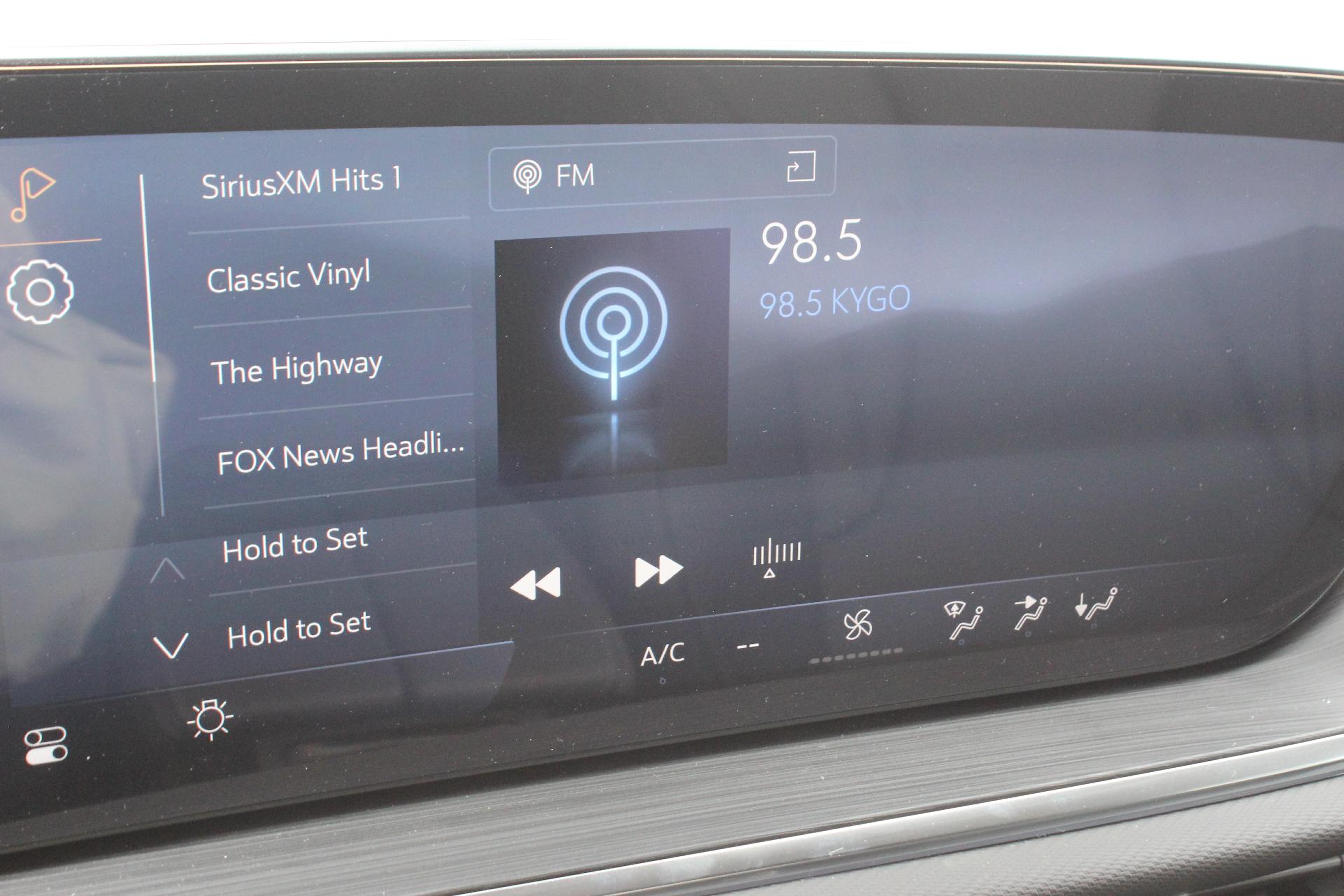 2025 Buick Envision Vehicle Photo in AURORA, CO 80012-4011