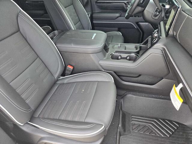 2025 GMC Sierra 2500 HD Vehicle Photo in DALLAS, TX 75209-3016