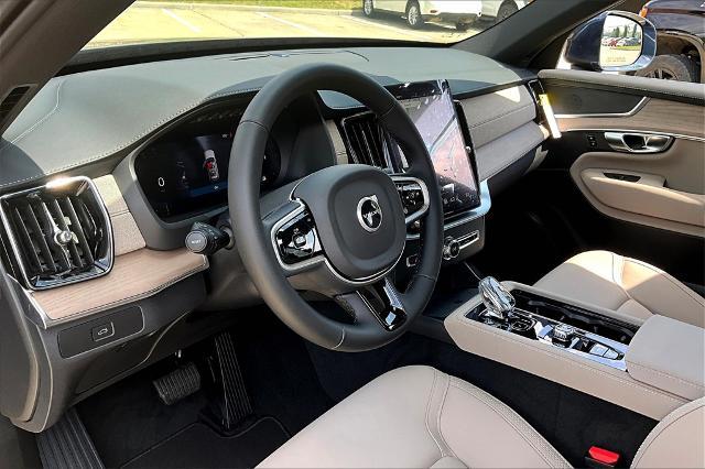 2025 Volvo XC90 Vehicle Photo in Houston, TX 77007
