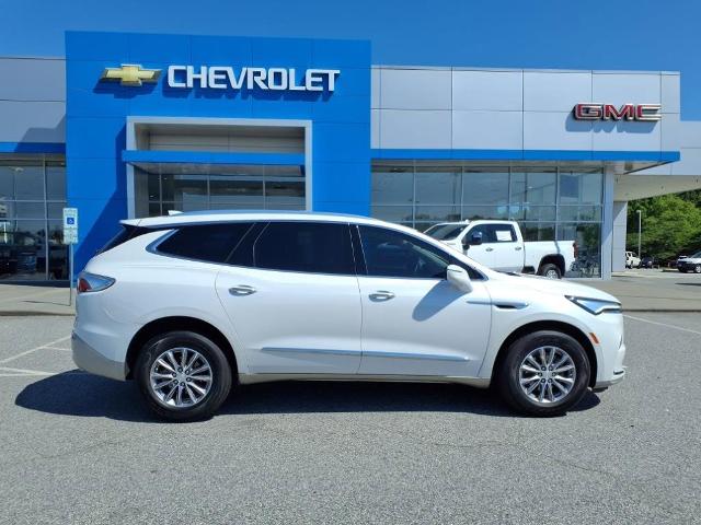 2022 Buick Enclave Vehicle Photo in EMPORIA, VA 23847-1235