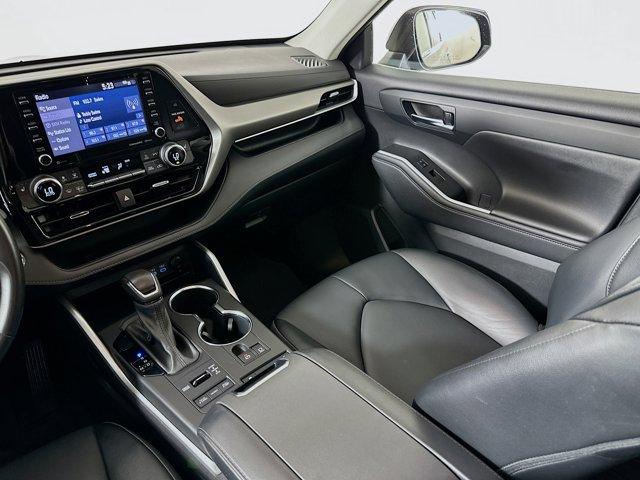 2022 Toyota Highlander Vehicle Photo in Flemington, NJ 08822