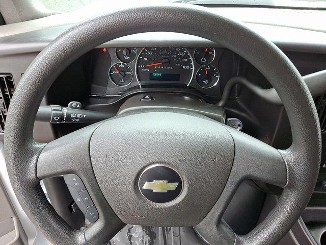 2024 Chevrolet Express Cargo 2500 Vehicle Photo in DANBURY, CT 06810-5034