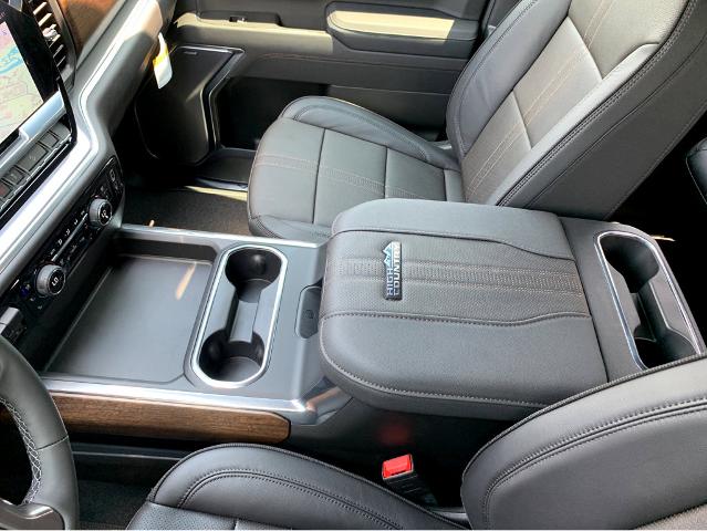 2025 Chevrolet Silverado 2500 HD Vehicle Photo in BEAUFORT, SC 29906-4218