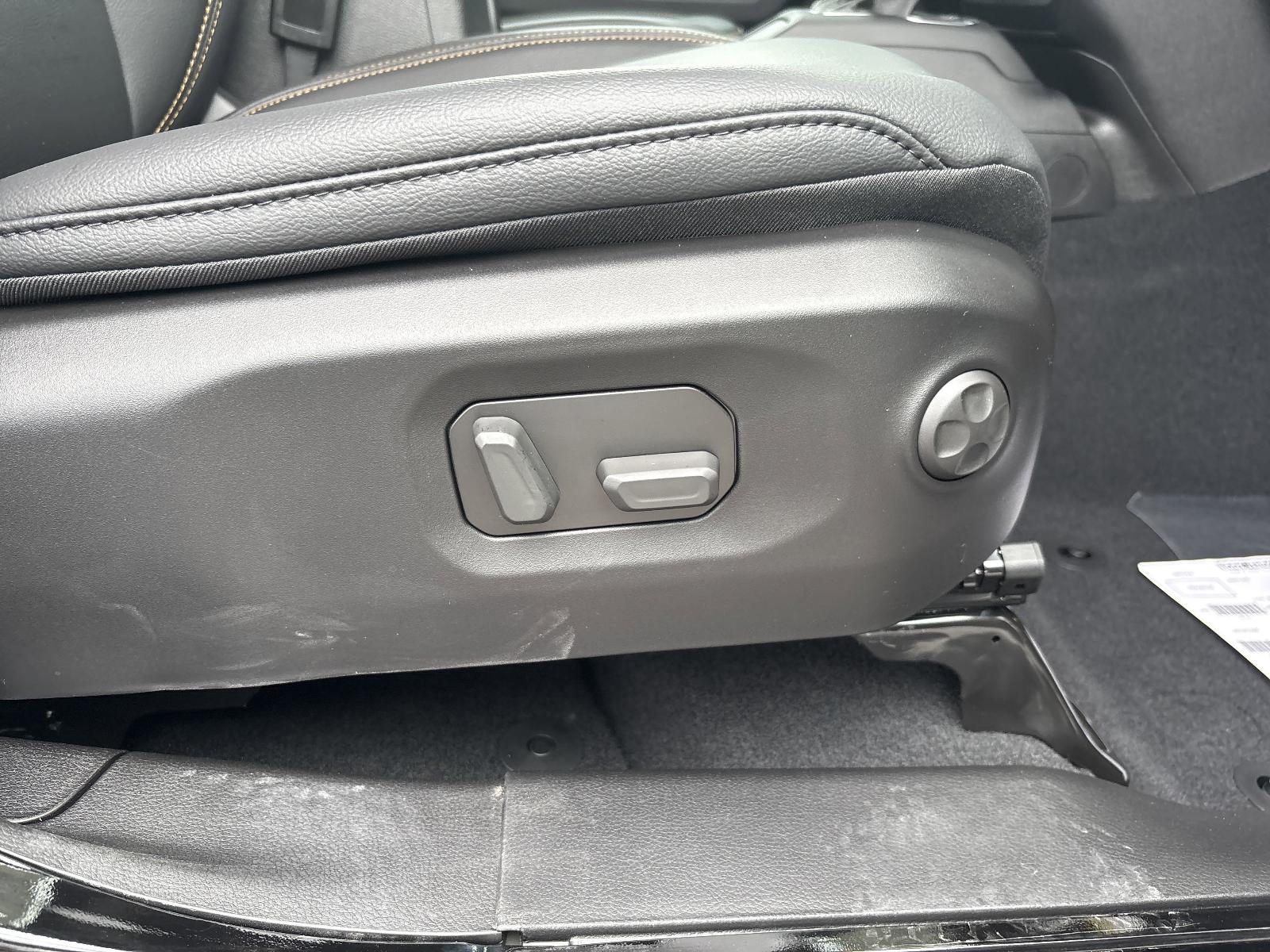 2025 Jeep Gladiator Vehicle Photo in Mechanicsburg, PA 17050-1707