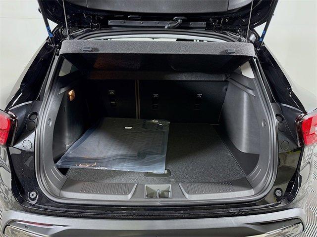 2025 Chevrolet Trax Vehicle Photo in PUYALLUP, WA 98371-4149