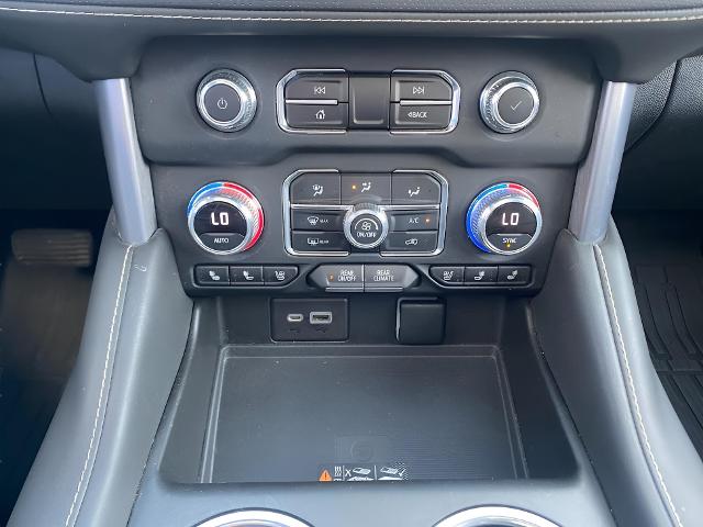 2022 GMC Yukon Vehicle Photo in APPLETON, WI 54914-8833