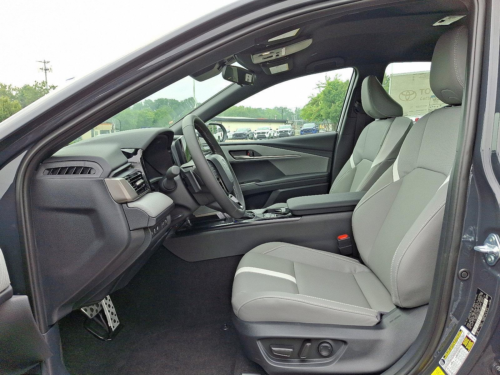 2025 Toyota Camry Vehicle Photo in Trevose, PA 19053