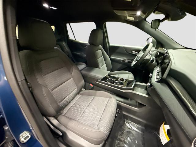 2026 Chevrolet Equinox Vehicle Photo in EVERETT, WA 98203-5662