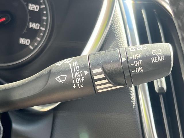 2021 Chevrolet Equinox Vehicle Photo in Roslyn, NY 11576