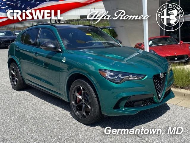 2024 Alfa Romeo Stelvio Quadrifoglio photo 2