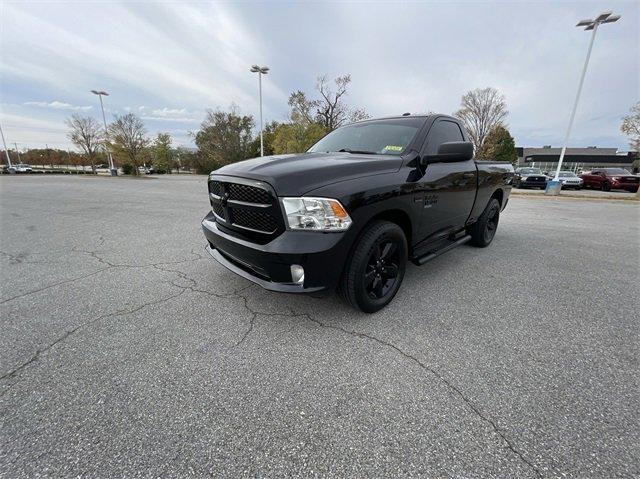 2019 Ram 1500 Classic Vehicle Photo in BENTONVILLE, AR 72712-4322