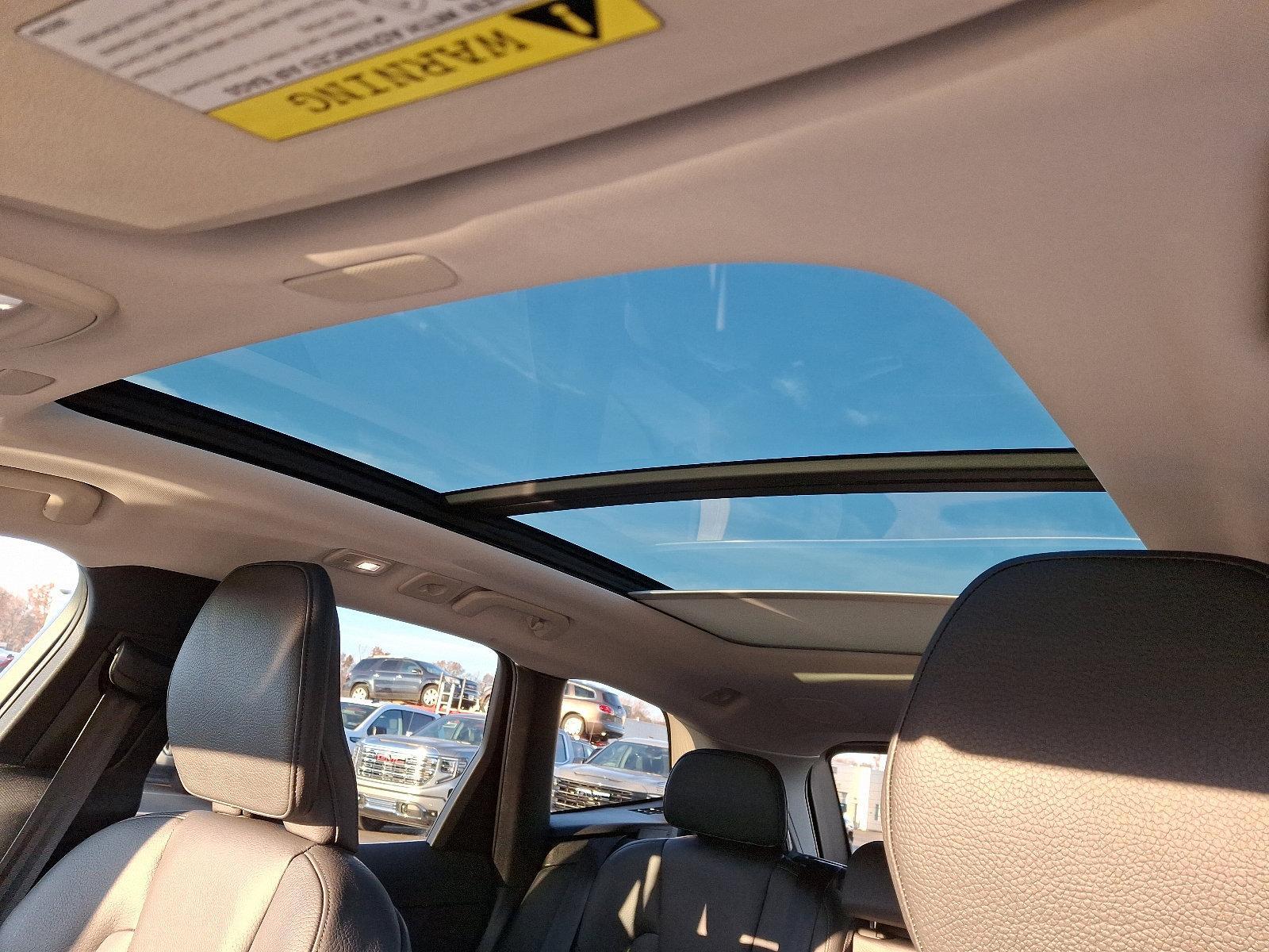 2022 Volvo XC60 Vehicle Photo in Trevose, PA 19053