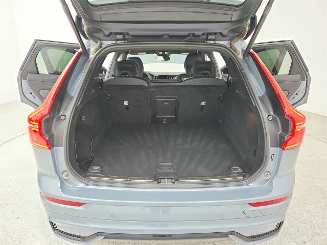 2022 Volvo XC60 Vehicle Photo in Grapevine, TX 76051