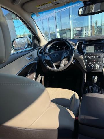 2017 Hyundai SANTA FE Vehicle Photo in Peoria, IL 61615