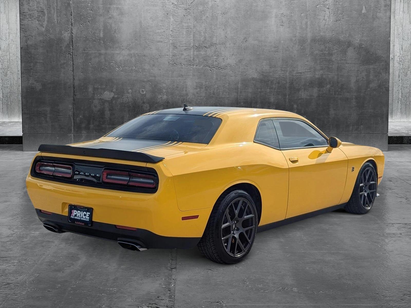 2017 Dodge Challenger Vehicle Photo in Delray Beach, FL 33444