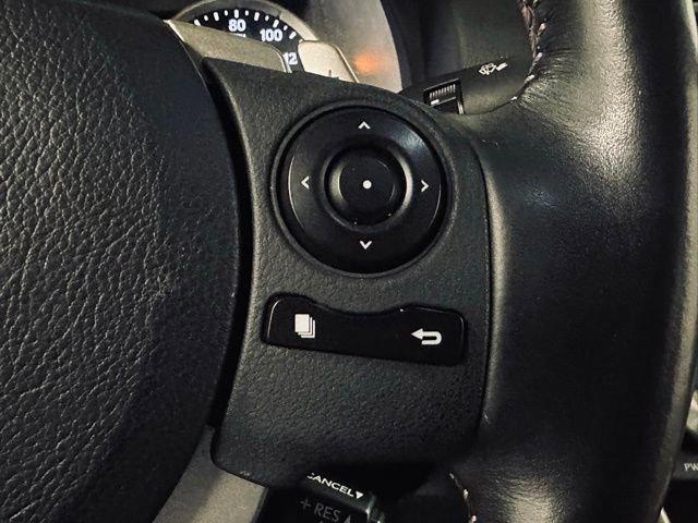 2015 Lexus IS 250 Vehicle Photo in MEDINA, OH 44256-9631