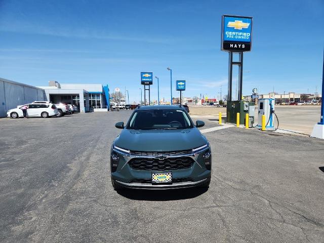 2025 Chevrolet Trax Vehicle Photo in HAYS, KS 67601-1994