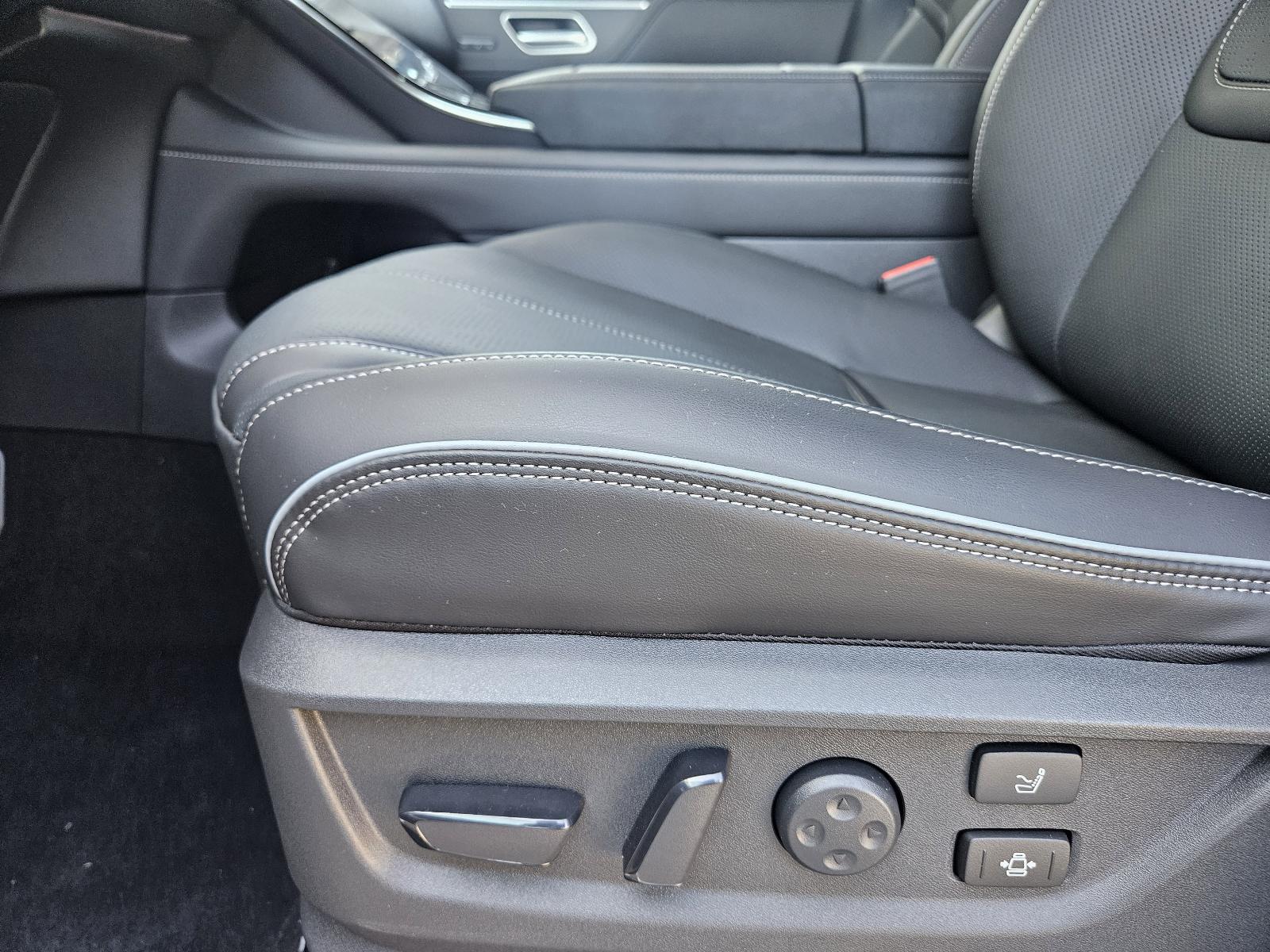 2025 INFINITI QX80 Vehicle Photo in Fort Worth, TX 76132