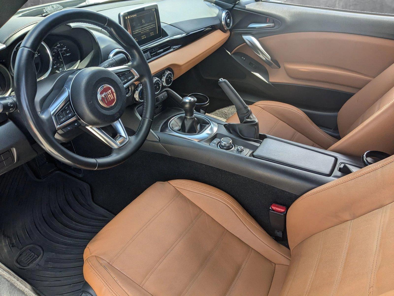 2019 FIAT 124 Spider Vehicle Photo in Towson, MD 21204