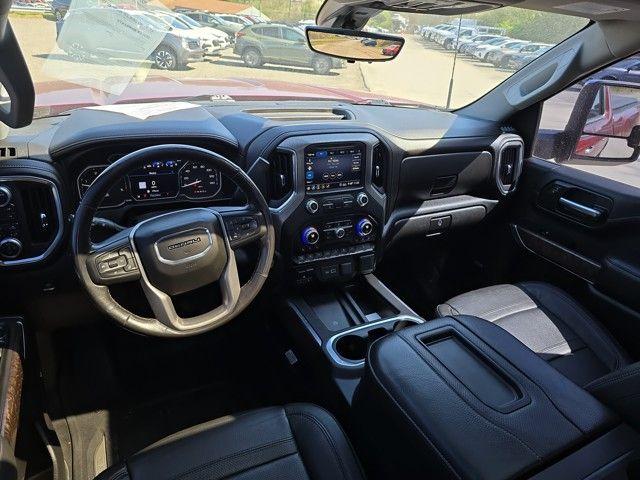 2020 GMC Sierra 2500 HD Vehicle Photo in Pleasant Hills, PA 15236