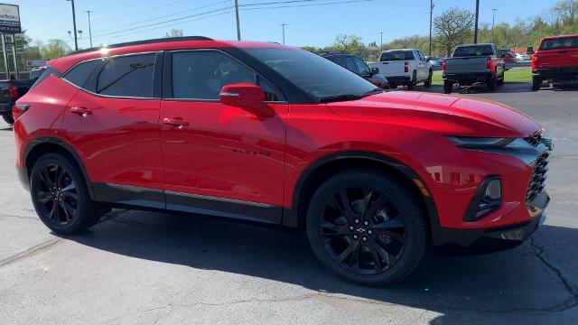 2022 Chevrolet Blazer Vehicle Photo in MOON TOWNSHIP, PA 15108-2571