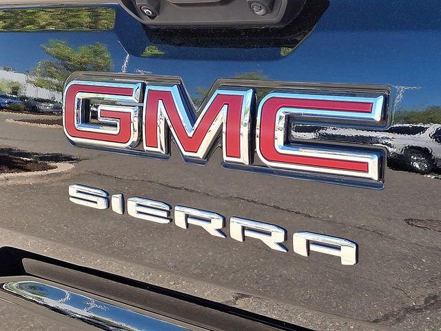 2023 GMC Sierra 1500 Vehicle Photo in DANBURY, CT 06810-5034