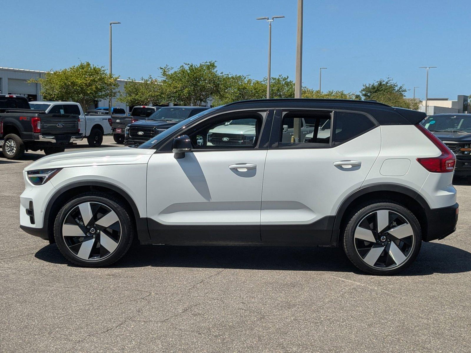 2023 Volvo XC40 Recharge Pure Electric Vehicle Photo in St. Petersburg, FL 33713