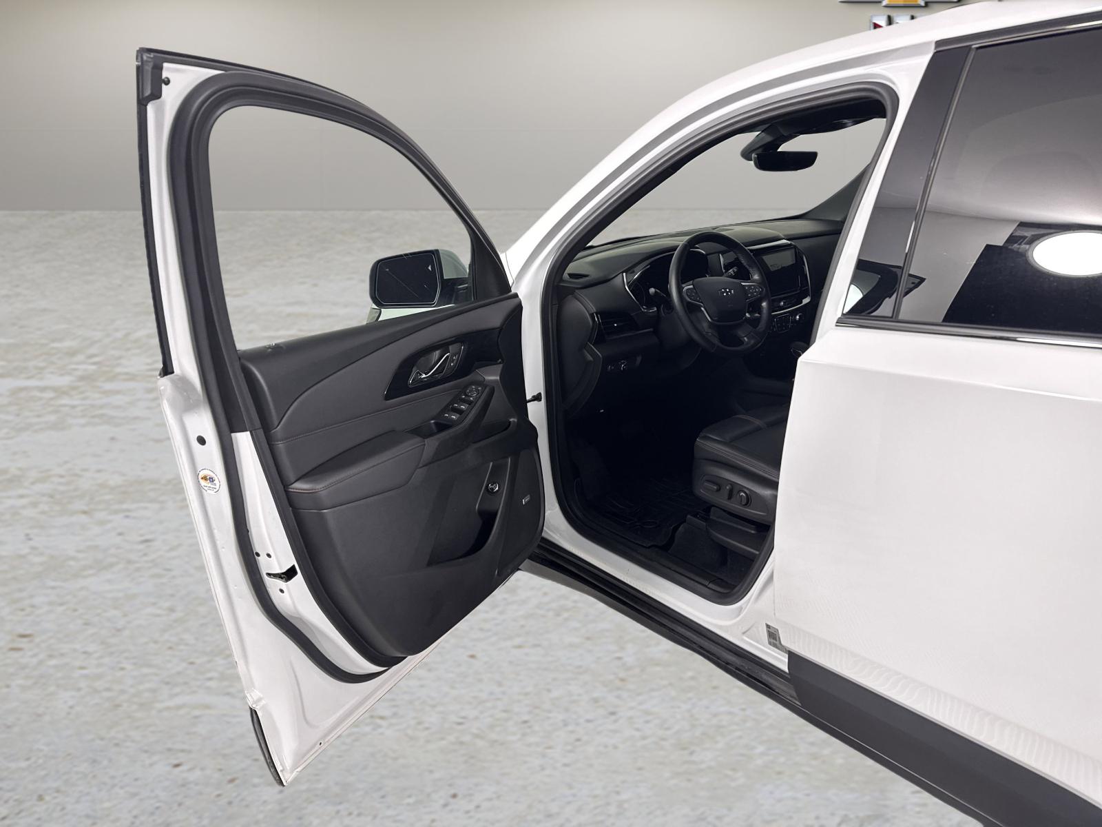 2023 Chevrolet Traverse Vehicle Photo in GEORGETOWN, TX 78626-7508