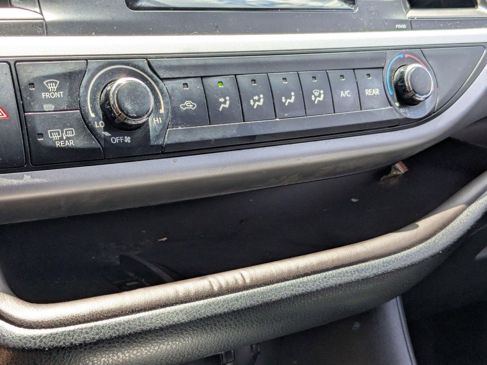 2014 Toyota Highlander Vehicle Photo in Tampa, FL 33614
