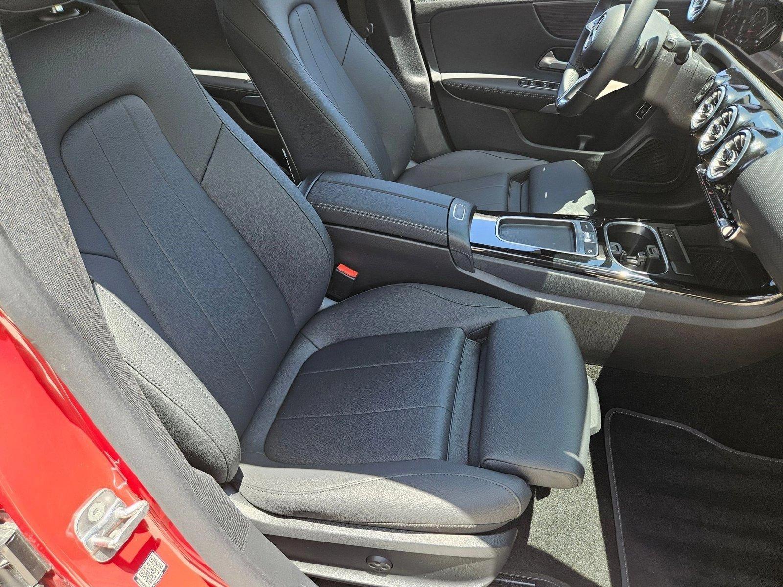 2025 Mercedes-Benz CLA Vehicle Photo in Fort Lauderdale, FL 33316