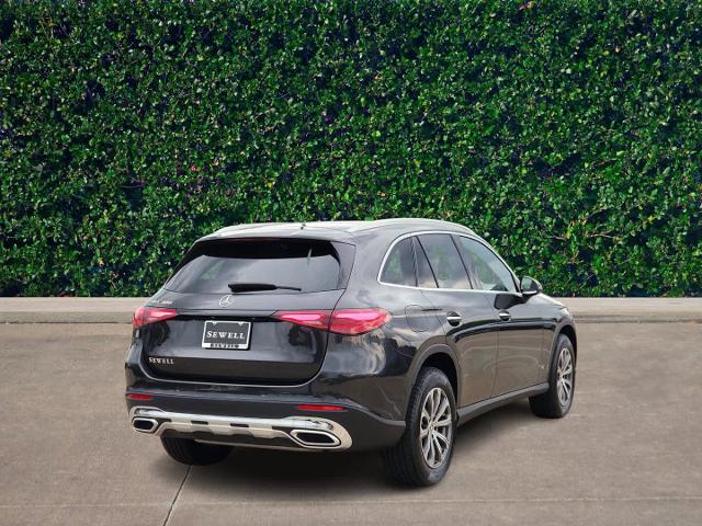 2025 Mercedes-Benz GLC Vehicle Photo in HOUSTON, TX 77079