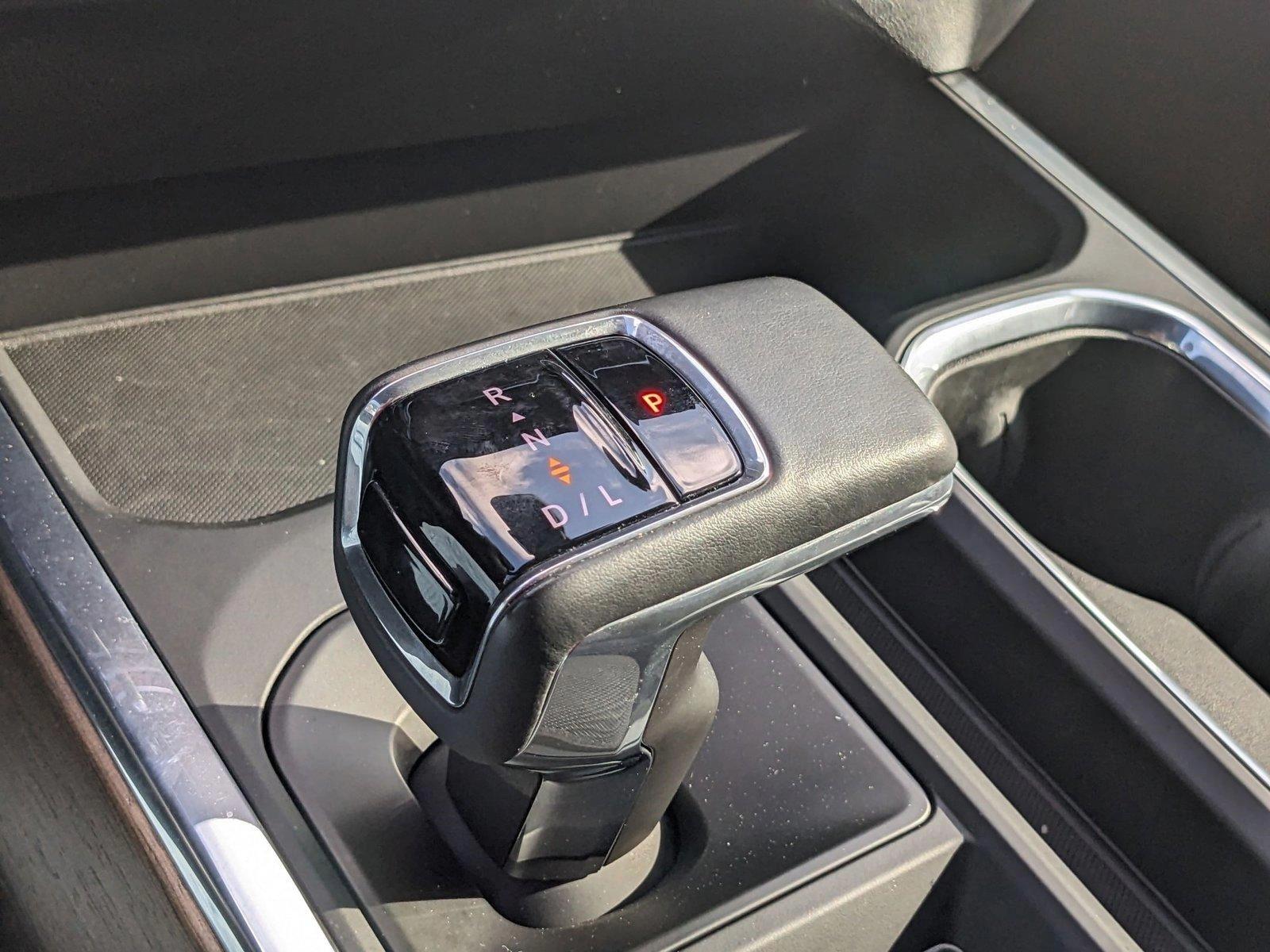 2024 Chevrolet Silverado 1500 Vehicle Photo in MIAMI, FL 33172-3015
