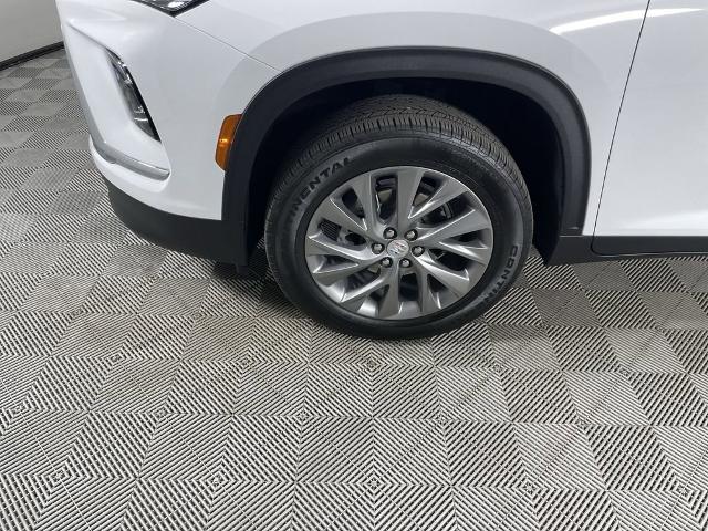2025 Buick Enclave Vehicle Photo in GILBERT, AZ 85297-0402