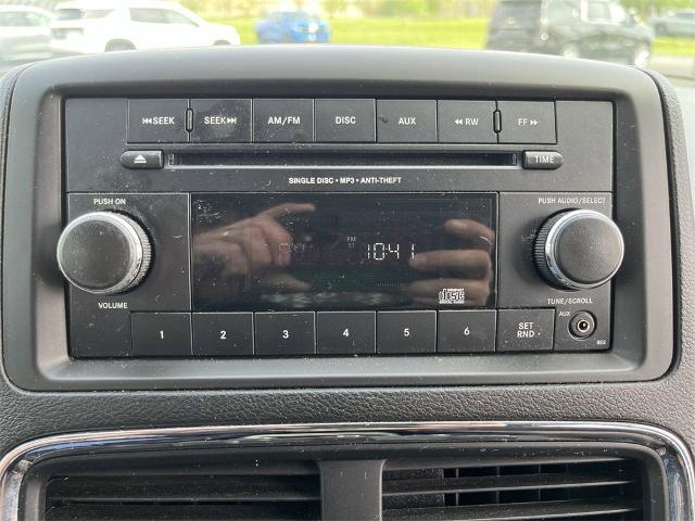 2016 Dodge Grand Caravan Vehicle Photo in TULLY, NY 13159-3159