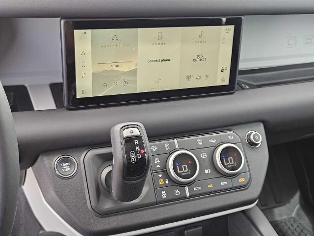 2024 Defender Vehicle Photo in AUSTIN, TX 78717