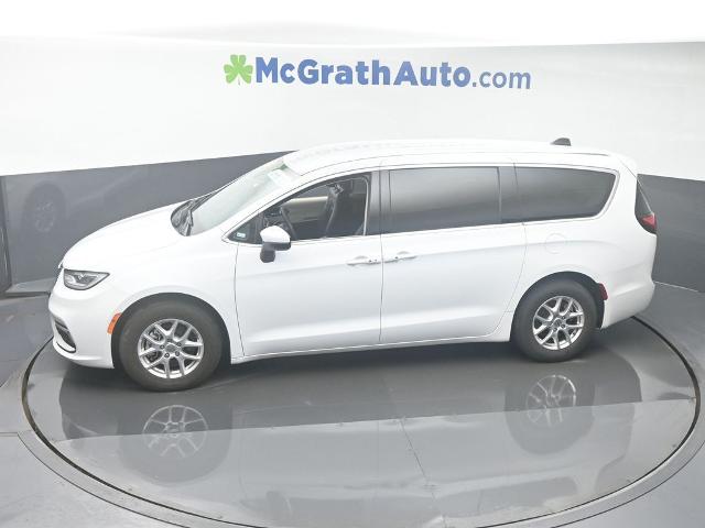 2023 Chrysler Pacifica Vehicle Photo in Cedar Rapids, IA 52402