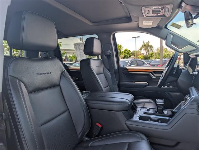2024 GMC Sierra 1500 Vehicle Photo in AURORA, CO 80012-4011
