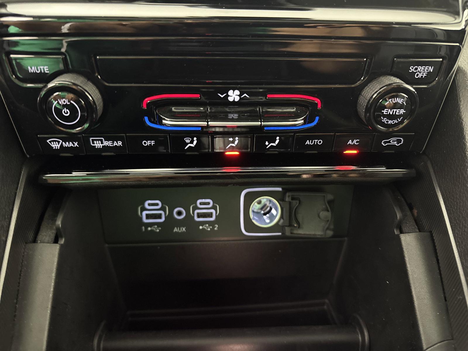 2024 Jeep Grand Cherokee Vehicle Photo in GEORGETOWN, TX 78626-7508