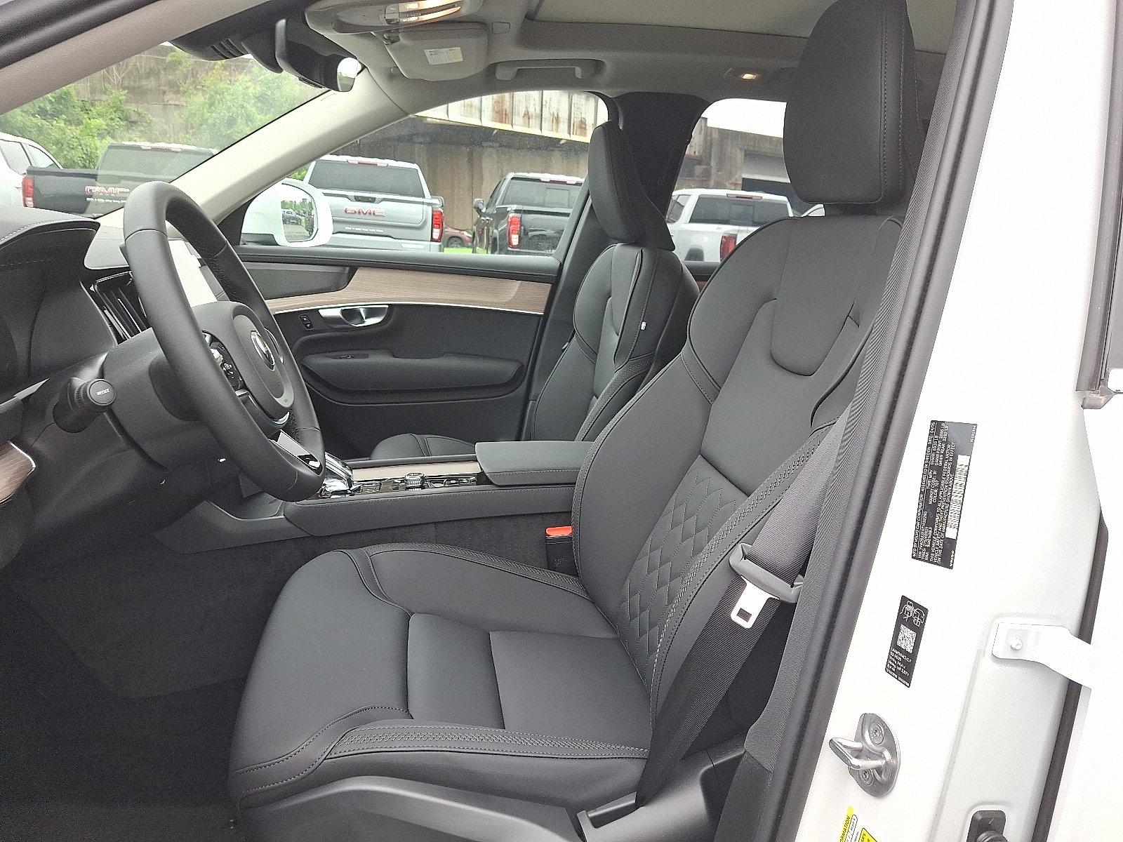 2026 Volvo XC90 Vehicle Photo in Trevose, PA 19053