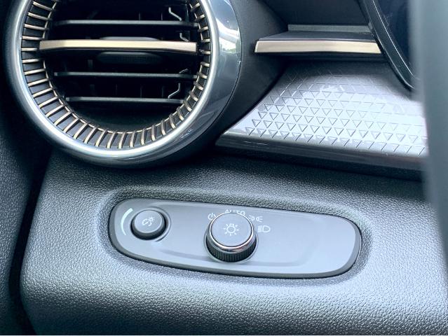 2025 Chevrolet Trax Vehicle Photo in BEAUFORT, SC 29906-4218