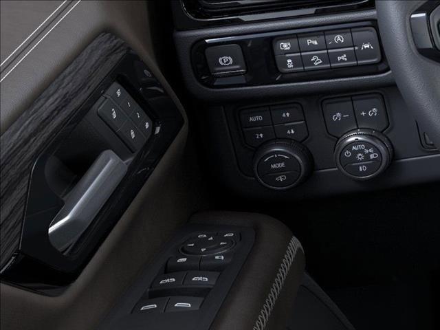 2025 GMC Yukon XL Vehicle Photo in HENDERSON, NC 27536-2966